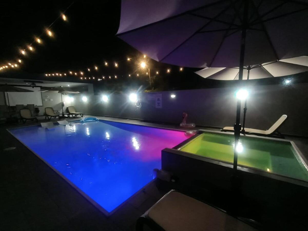 Aquaville Dorado Moderna A Studio 7 Экстерьер фото