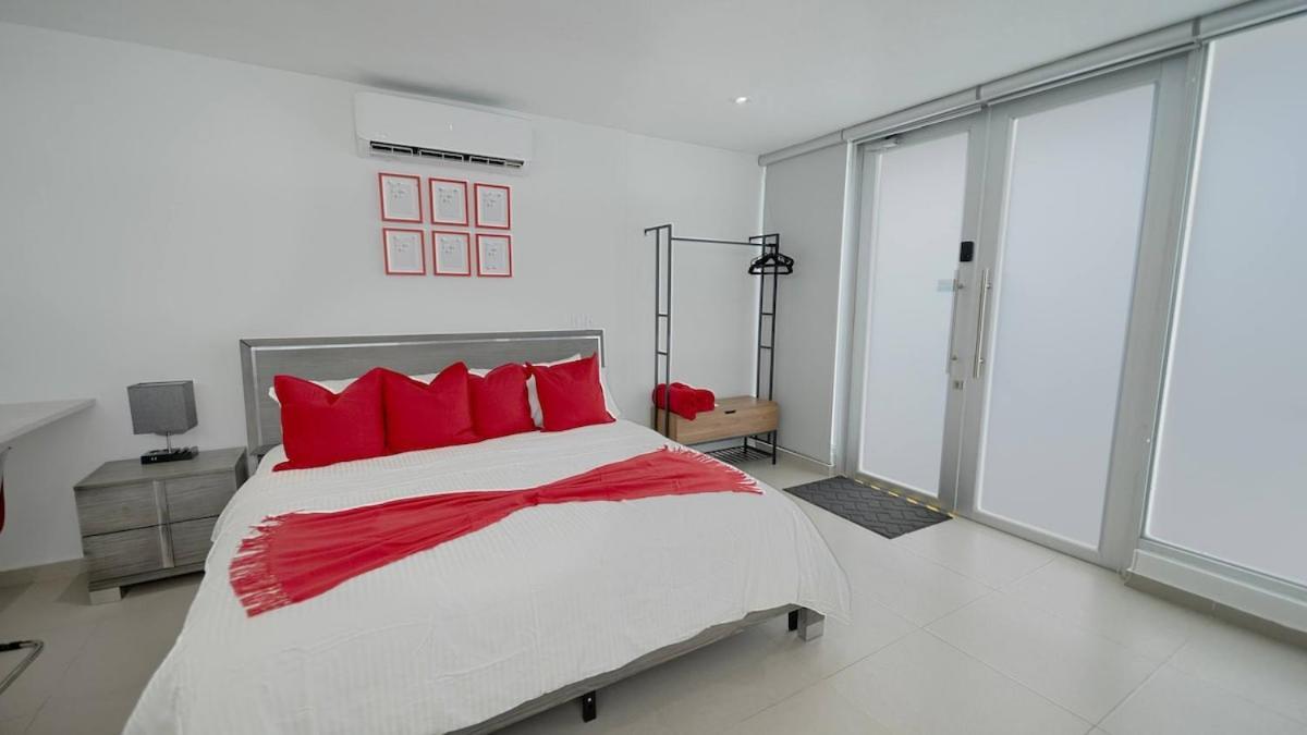 Aquaville Dorado Moderna A Studio 7 Экстерьер фото