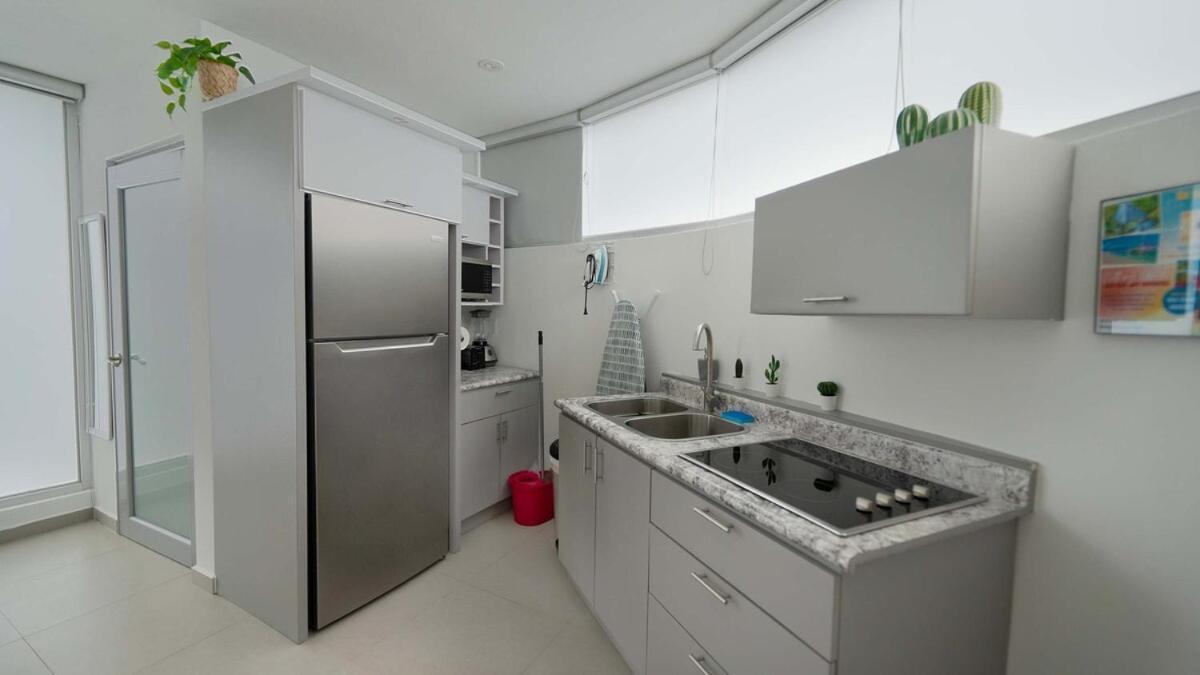 Aquaville Dorado Moderna A Studio 7 Экстерьер фото