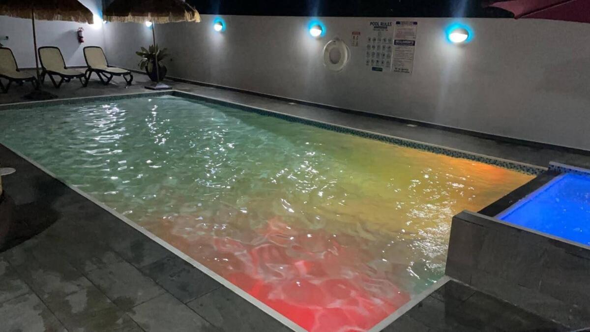 Aquaville Dorado Moderna A Studio 7 Экстерьер фото